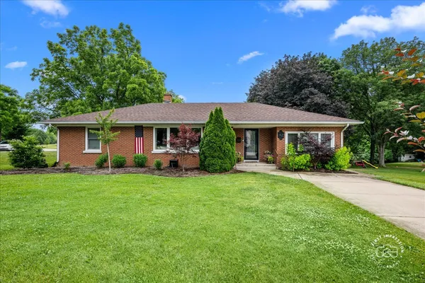 $555,000 | 42 North 13th Avenue, St. Charles, IL 60174