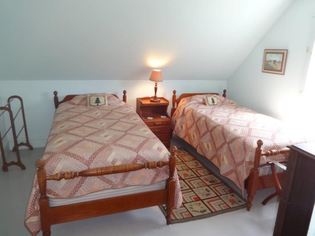 94 Dix Point Road Bernard, ME 04612 - Photo 14 of 20 Photo