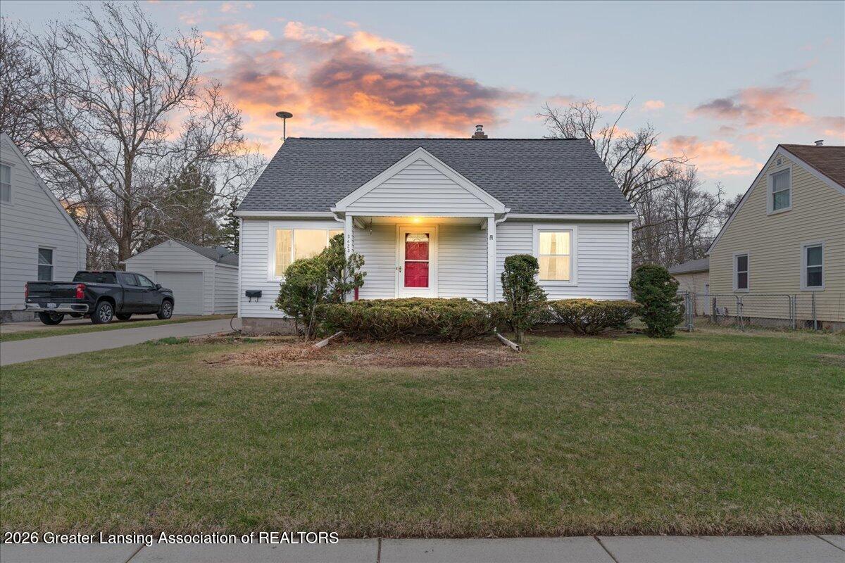 3423 Upton Road Lansing, MI 48917 - Photo 1 of 40 01-Media Jett - 23