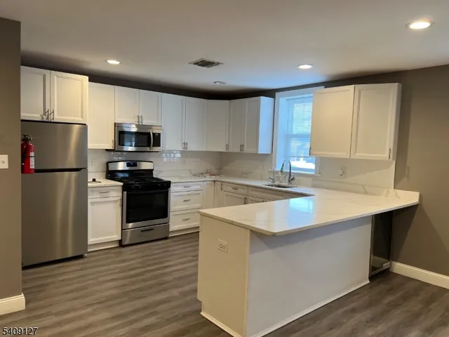 $2,100 | 35 2nd Street, Fanwood, NJ 07023