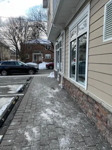 $2,100 | 35 2nd Street, Fanwood, NJ 07023