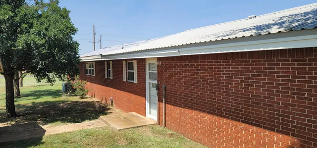 $325,000 | 8305 4th Street, Lubbock, TX 79416