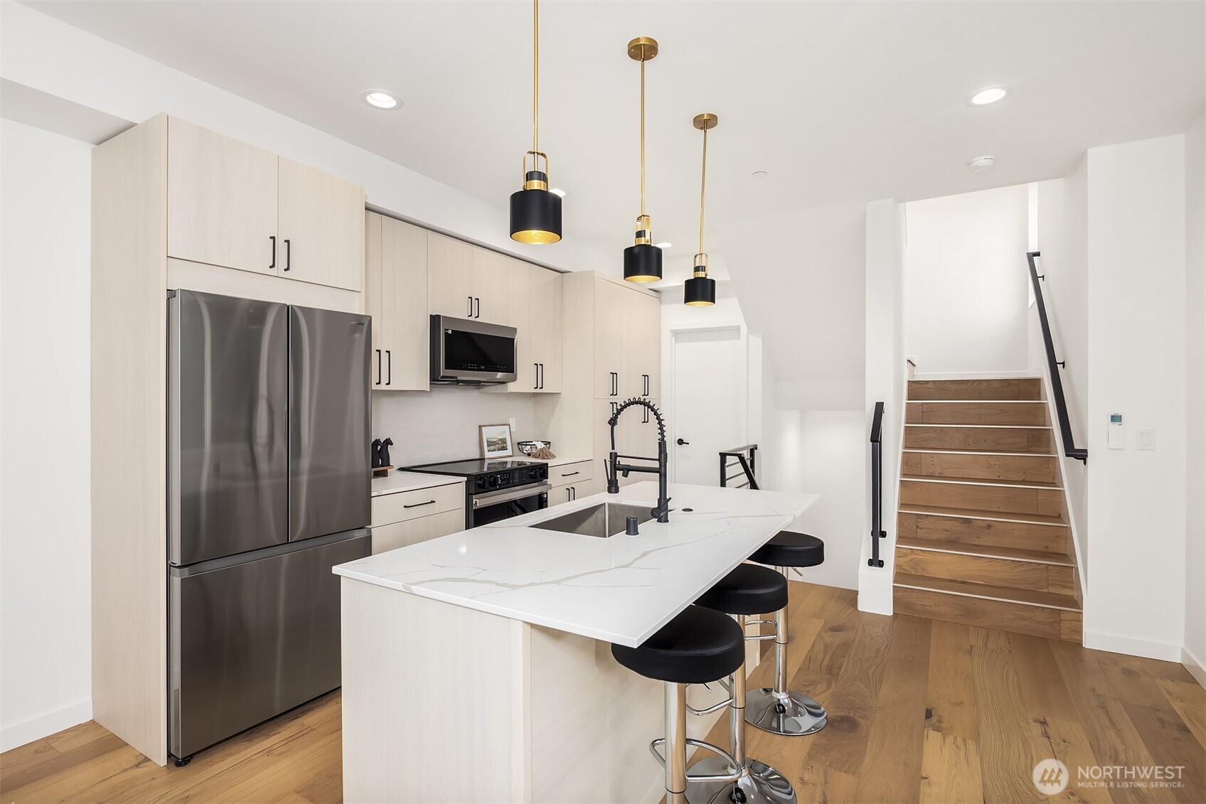 2340 North 64th Street, Unit B Seattle, WA 98103 - Photo 5 of 18 Gallery Image 5