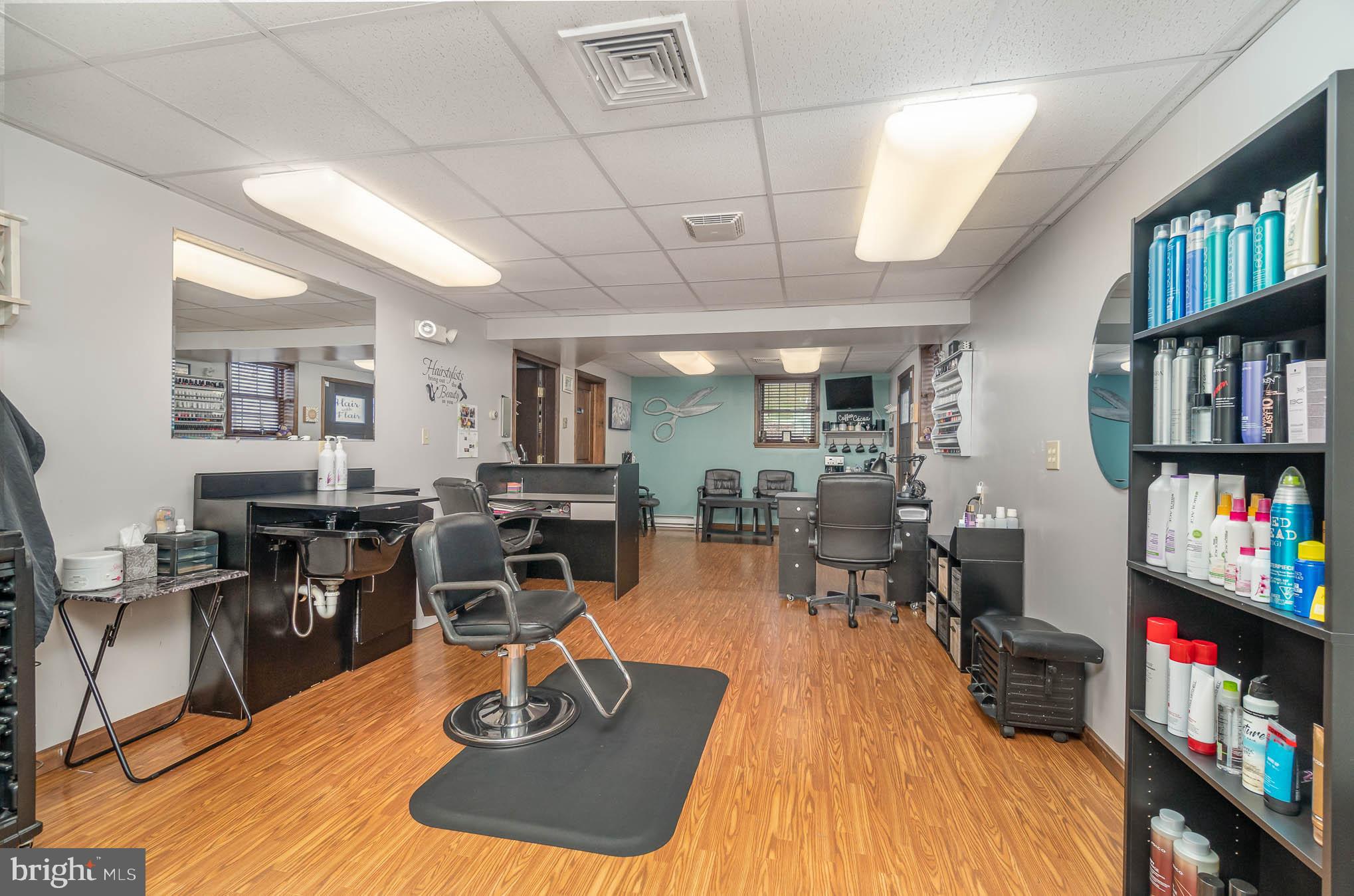 285 Ebenezer Road Halifax, PA 17032 - Photo 42 of 57 Salon