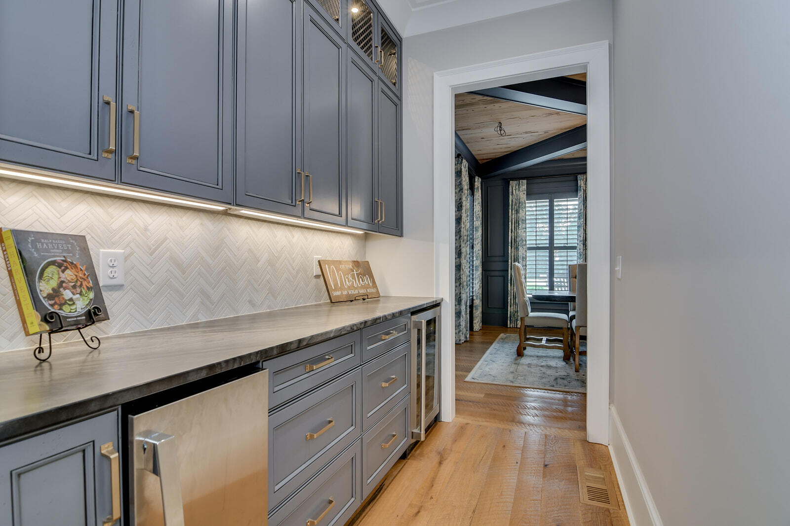 162 Lanham Road Edgefield, SC 29824 - Photo 12 of 66 Butlers pantry