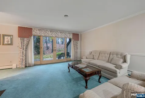 $779,000 | 444B Bromley Place, Wyckoff, NJ 07481