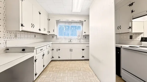 $350,000 | 219 West Main Street, Moncks Corner, SC 29461