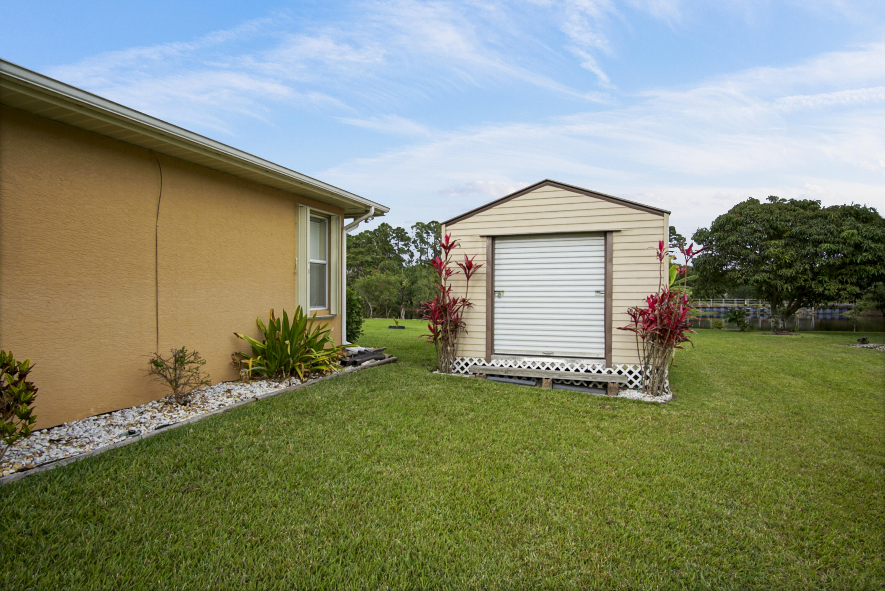 3517 Southwest Macon Road Port St. Lucie, FL 34953 - Photo 29 of 34 pict20140107_211317_1