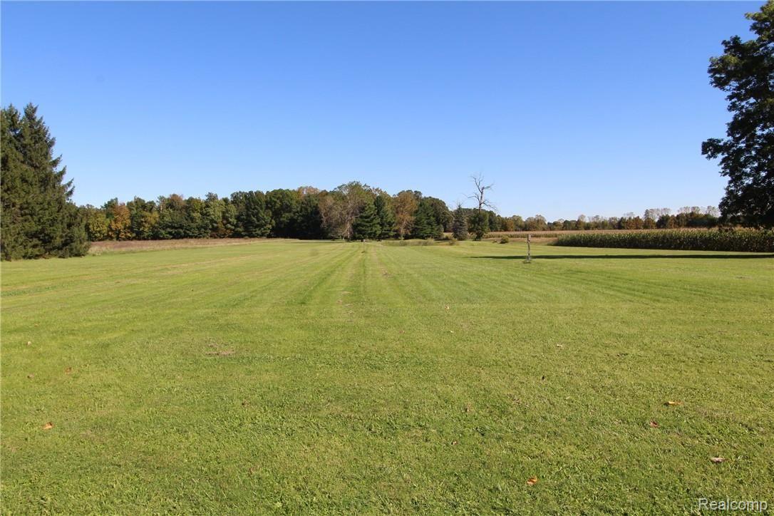1208 North Nichols Road Flushing, MI 48433 - Photo 39 of 51 IMG_7939.JPG