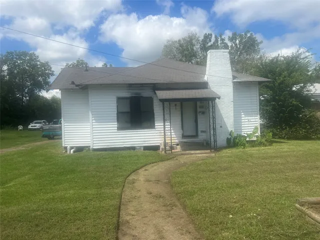 $179,900 | 1101 North 1st Street, Lufkin, TX 75901