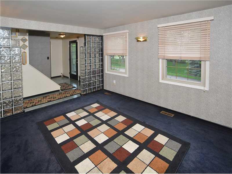 114 Castle Hill Road Monroeville, PA 15146 - Photo 12 of 23 Living Room.