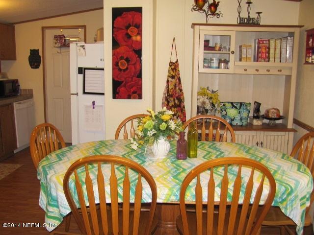 1880 Farm Road Jacksonville, FL 32218 - Photo 2 of 21 dining area