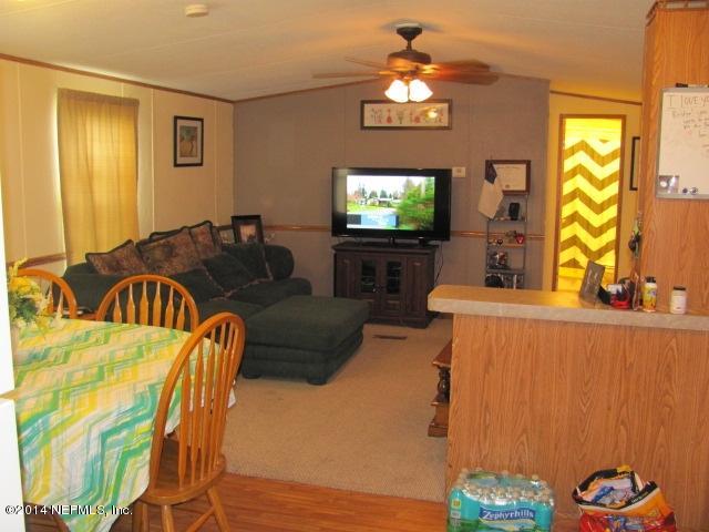 1880 Farm Road Jacksonville, FL 32218 - Photo 5 of 21 living room another view