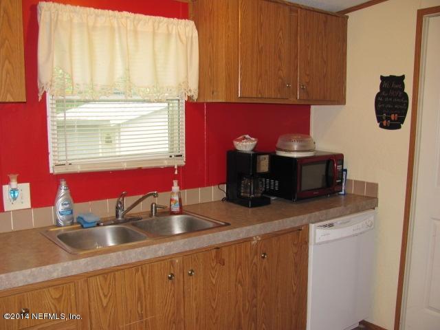 1880 Farm Road Jacksonville, FL 32218 - Photo 7 of 21 kitchen has dishwasher