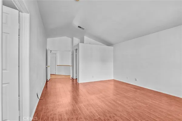 $3,400 | 22247 Shadow Valley Circle, Chatsworth, CA 91311