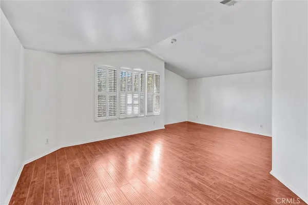 $3,400 | 22247 Shadow Valley Circle, Chatsworth, CA 91311