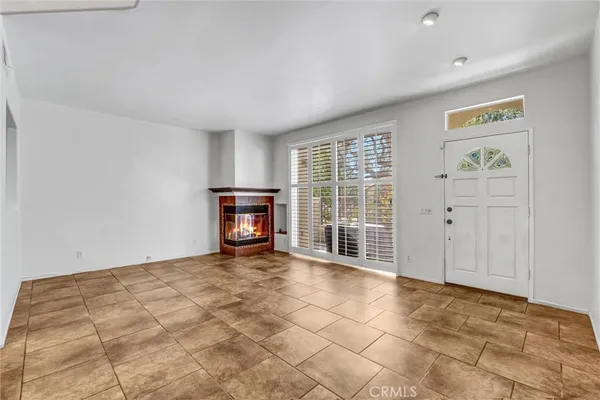 $3,400 | 22247 Shadow Valley Circle, Chatsworth, CA 91311