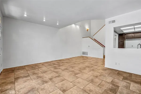 $3,400 | 22247 Shadow Valley Circle, Chatsworth, CA 91311