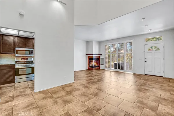 $3,400 | 22247 Shadow Valley Circle, Chatsworth, CA 91311