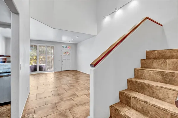 $3,400 | 22247 Shadow Valley Circle, Chatsworth, CA 91311