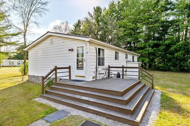 $314,000 | 19 Thak Boulevard, Highgate, VT 05459
