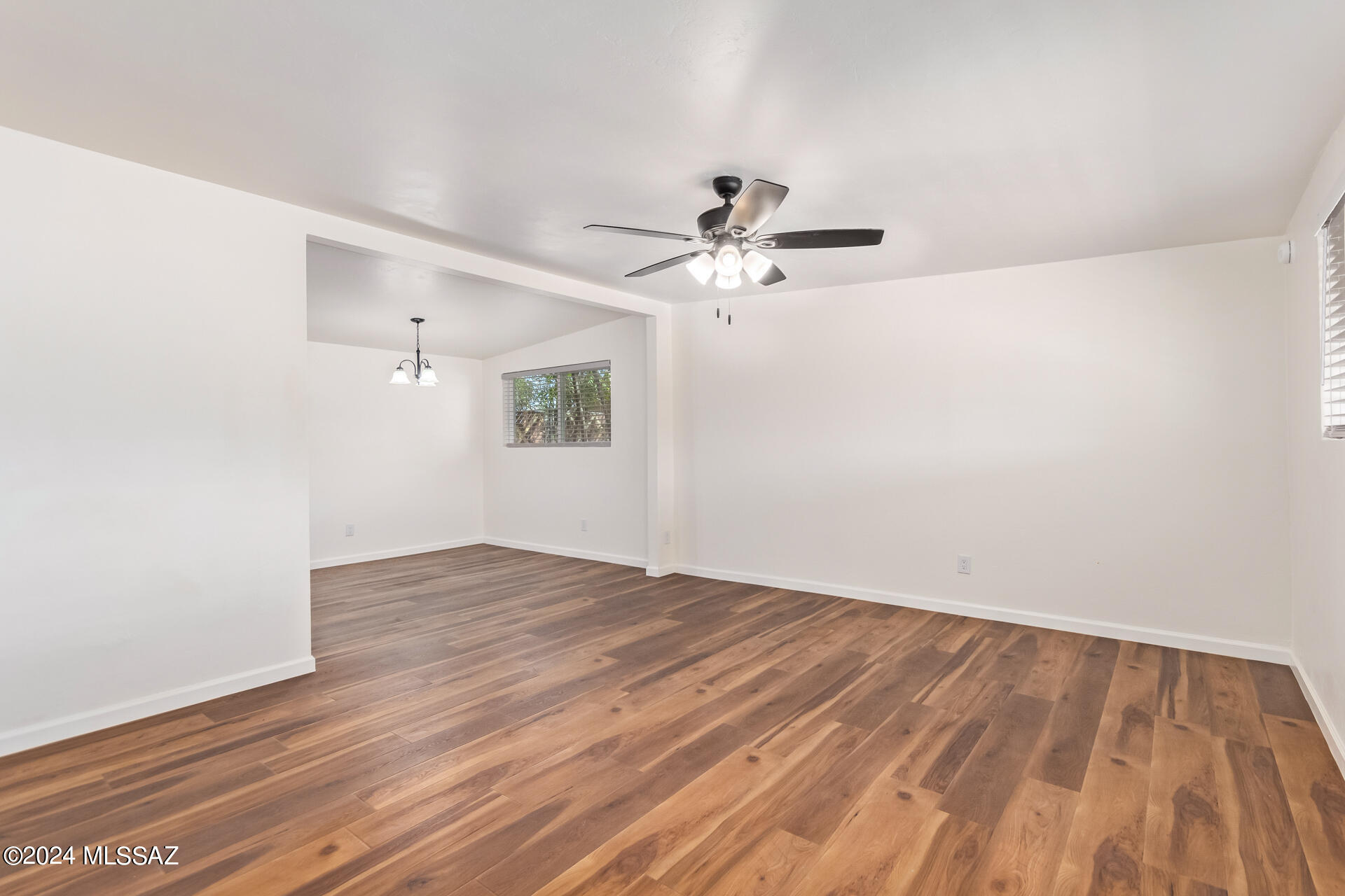 208 West Corona Road Tucson, AZ 85756 - Photo 8 of 25 Gallery Image 8