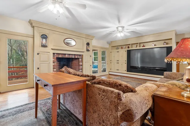 $1,300,000 | 56 Haigh Road, Brentwood, NH 03833