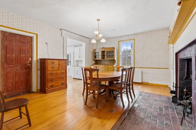 $1,300,000 | 56 Haigh Road, Brentwood, NH 03833