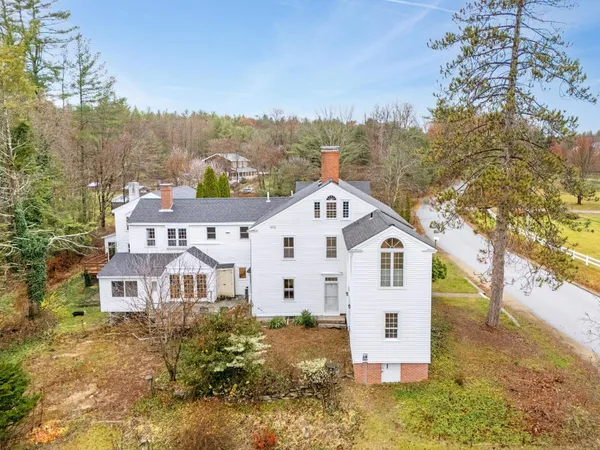 $1,300,000 | 56 Haigh Road, Brentwood, NH 03833