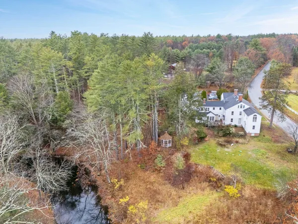 $1,300,000 | 56 Haigh Road, Brentwood, NH 03833