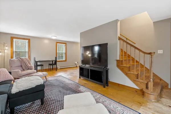 $1,300,000 | 56 Haigh Road, Brentwood, NH 03833