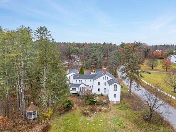 $1,300,000 | 56 Haigh Road, Brentwood, NH 03833