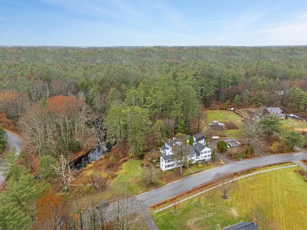 $1,300,000 | 56 Haigh Road, Brentwood, NH 03833
