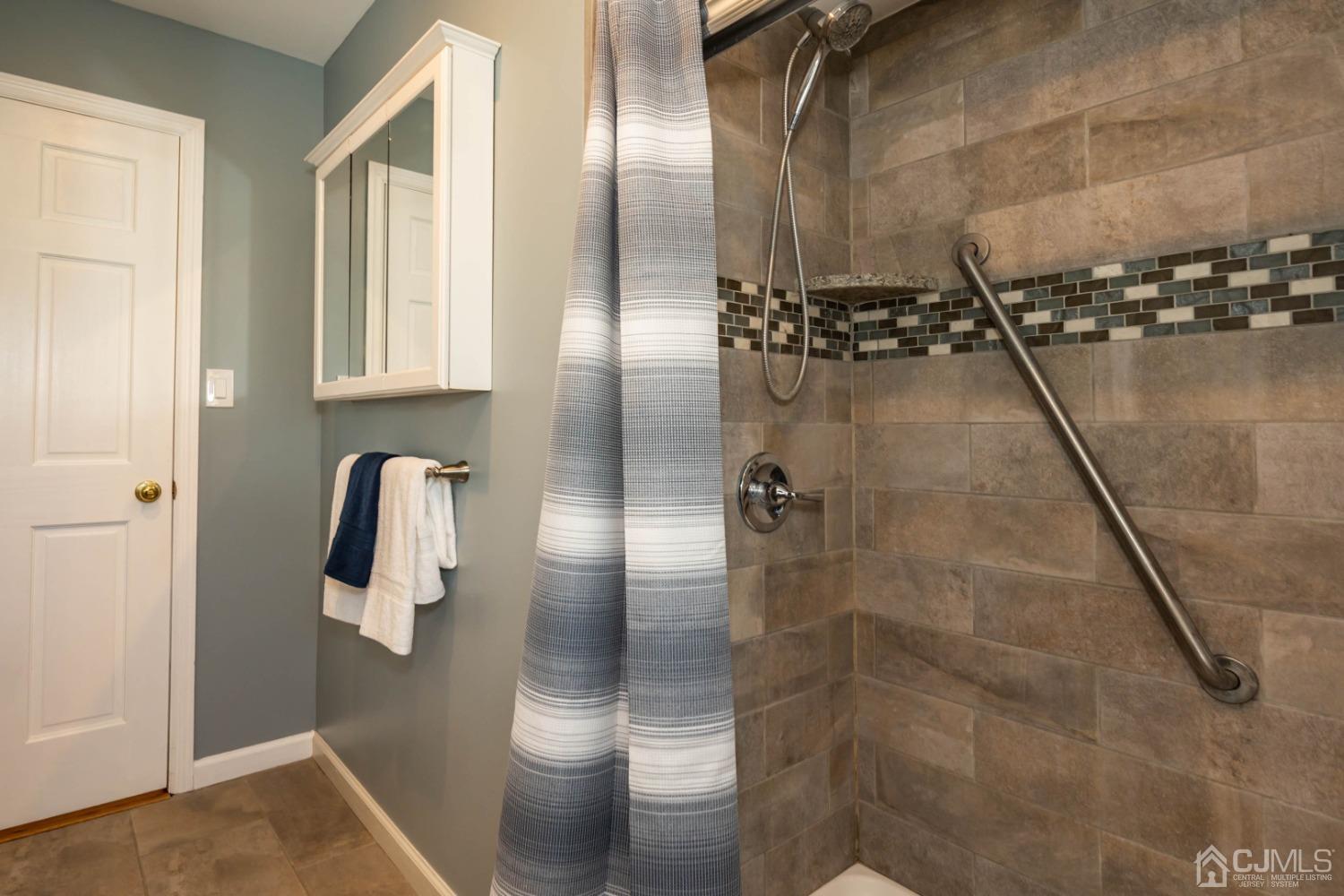 107 Emerson Road Somerset, NJ 08873 - Photo 24 of 52 Gallery Image 24