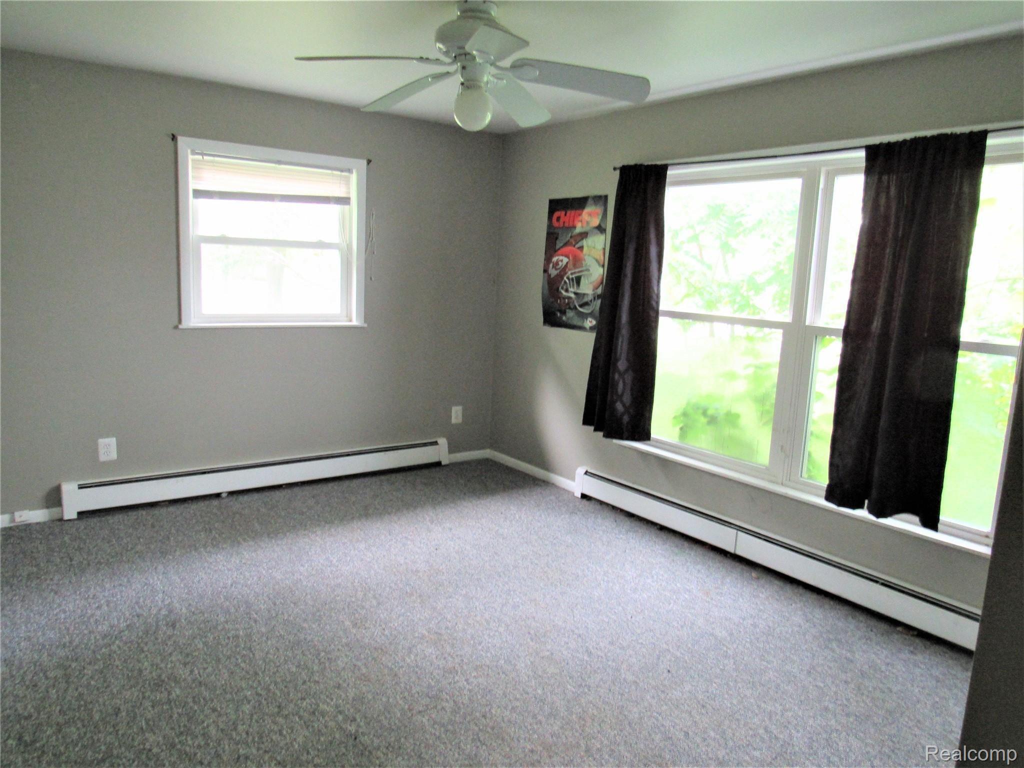 16118 South Duffield Road Byron, MI 48418 - Photo 5 of 9 IMG_2758.JPG