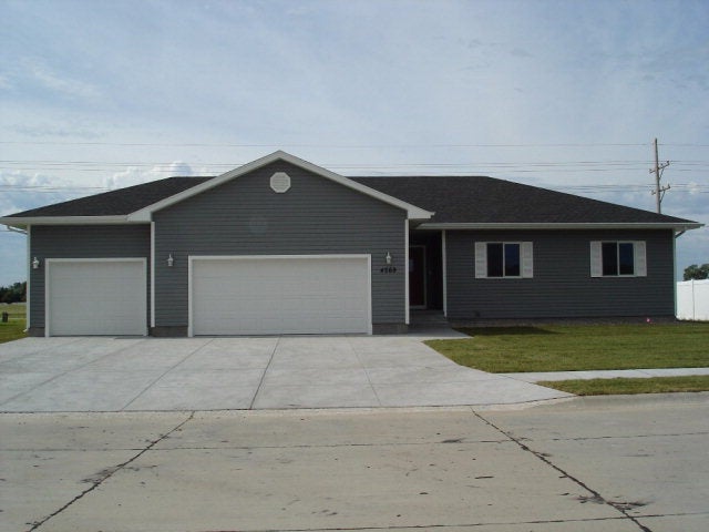 4269 Indianhead Road Grand Island, NE 68803 - Photo 1 of 1 Gallery Image 1