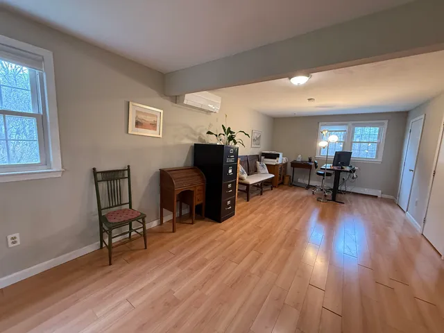 $3,200 | 4 Nelson Drive, Exeter, NH 03833