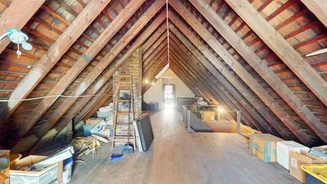 a view of an entryway