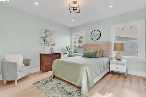 $895,000 | 3000 56th Avenue, Oakland, CA 94605