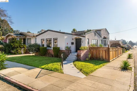 $895,000 | 3000 56th Avenue, Oakland, CA 94605