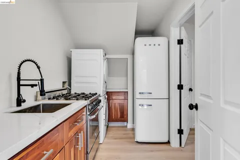 $895,000 | 3000 56th Avenue, Oakland, CA 94605