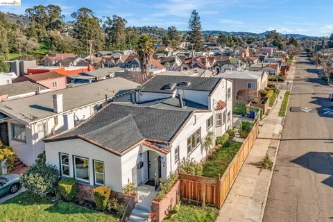 $895,000 | 3000 56th Avenue, Oakland, CA 94605