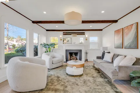 $895,000 | 3000 56th Avenue, Oakland, CA 94605