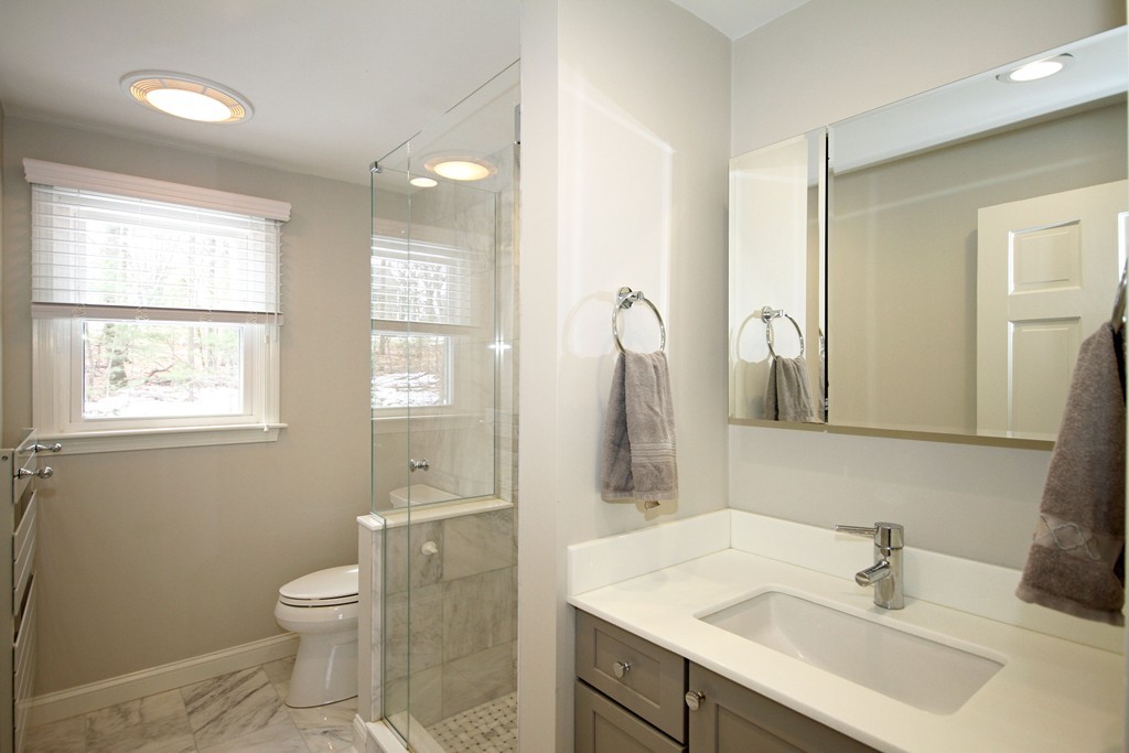9 Pinewood Circle Wellesley, MA 02482 - Photo 15 of 26 Gallery Image 15