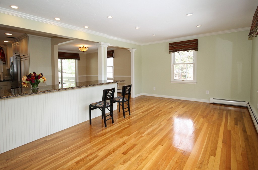 9 Pinewood Circle Wellesley, MA 02482 - Photo 8 of 26 Gallery Image 8
