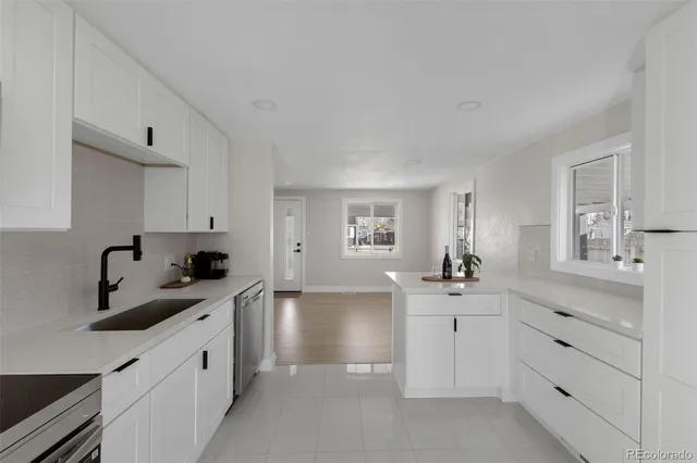 $489,900 | 5423 Saulsbury Court, Arvada, CO 80002