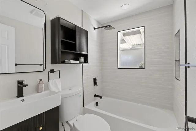 $489,900 | 5423 Saulsbury Court, Arvada, CO 80002