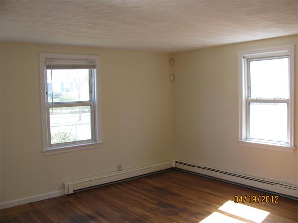25 Friendship Road Boston, MA 02136 - Photo 4 of 8 Gallery Image 4