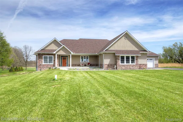 $749,000 | 1266 Christine Drive, Lapeer, MI 48446