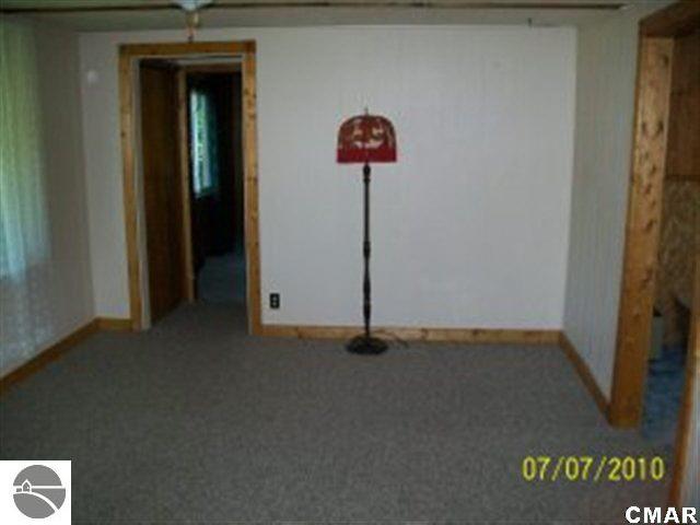 6270 Lumberjack Road Riverdale, MI 48877 - Photo 4 of 10 1768307-3.JPG